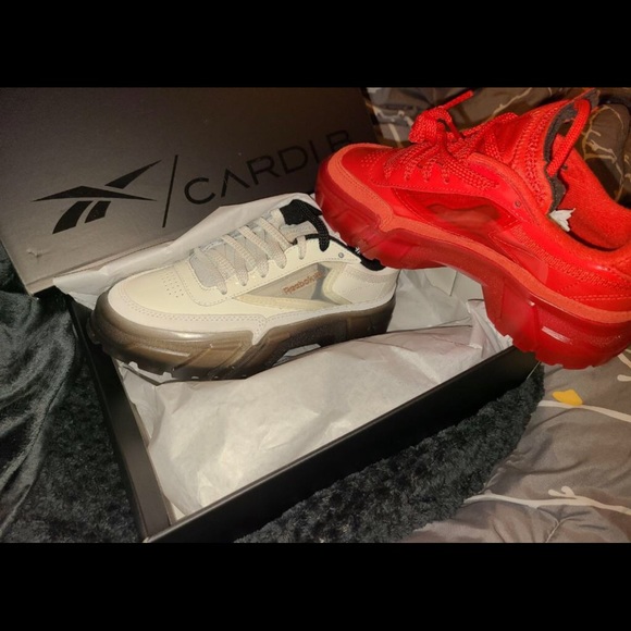 Cardi B Reebok 3.5Y - Picture 3 of 5